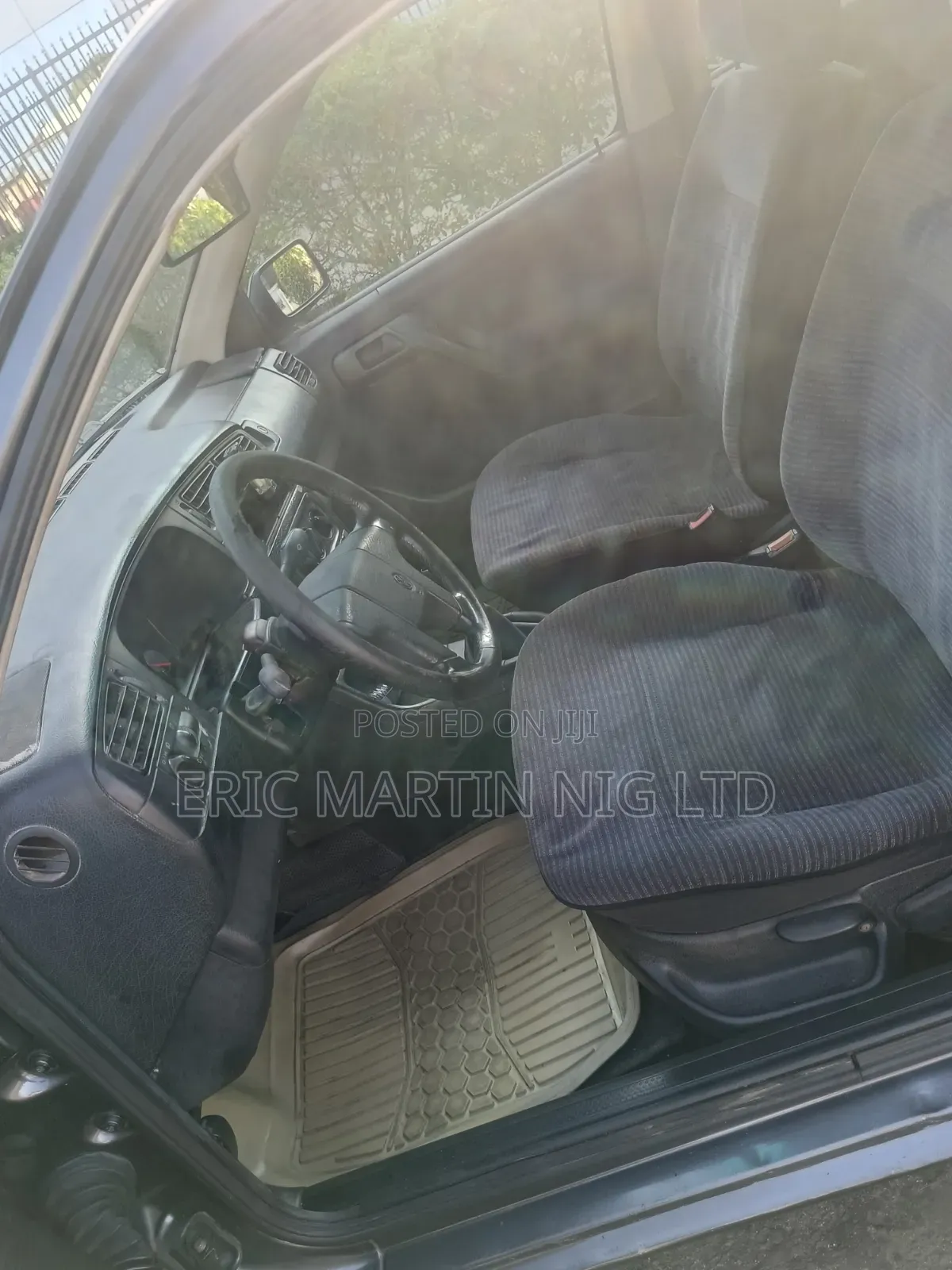 Volkswagen Golf 2001 Gray