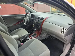 Toyota Corolla 2010 Black