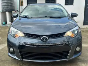 Toyota Corolla S 4dr Sedan (1.8L 4cyl CVT) 2016 Blue