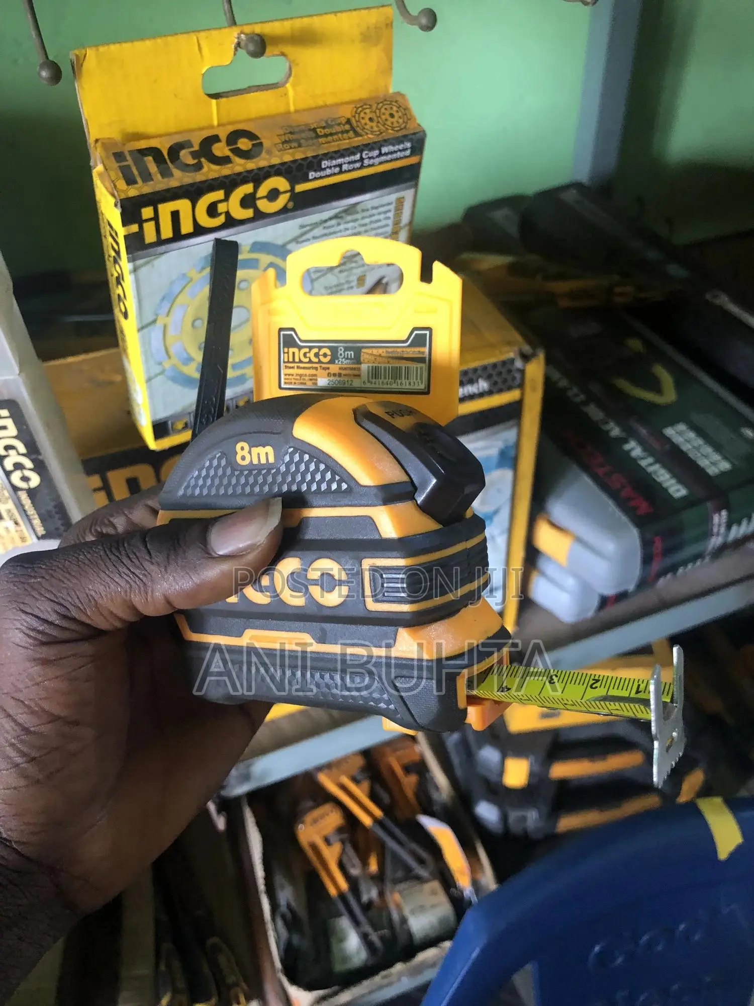 8m Tape 25mm