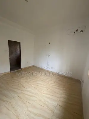 2bdrm Block of Flats in Area 1 for rent