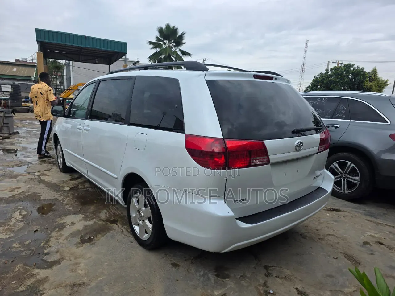 Toyota Sienna 2005 White
