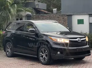 Toyota Highlander 2016 Black