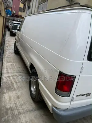Ford Transit 2010 White