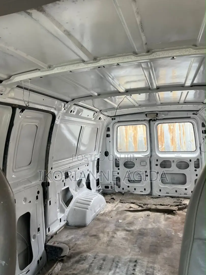 Ford Transit 2010 White