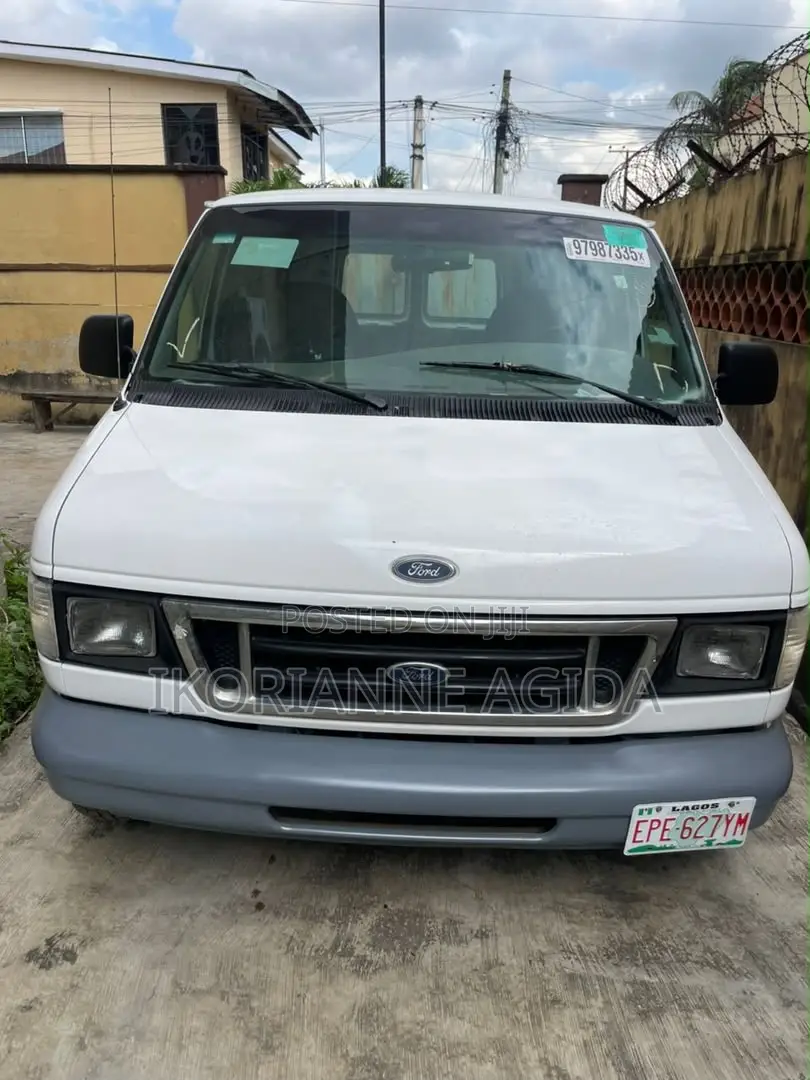 Ford Transit 2010 White