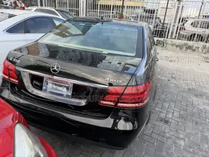 Mercedes-Benz E350 2015 Black