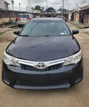 Toyota Camry LE 4dr Sedan (2.5L 4cyl 6A) 2012 Black