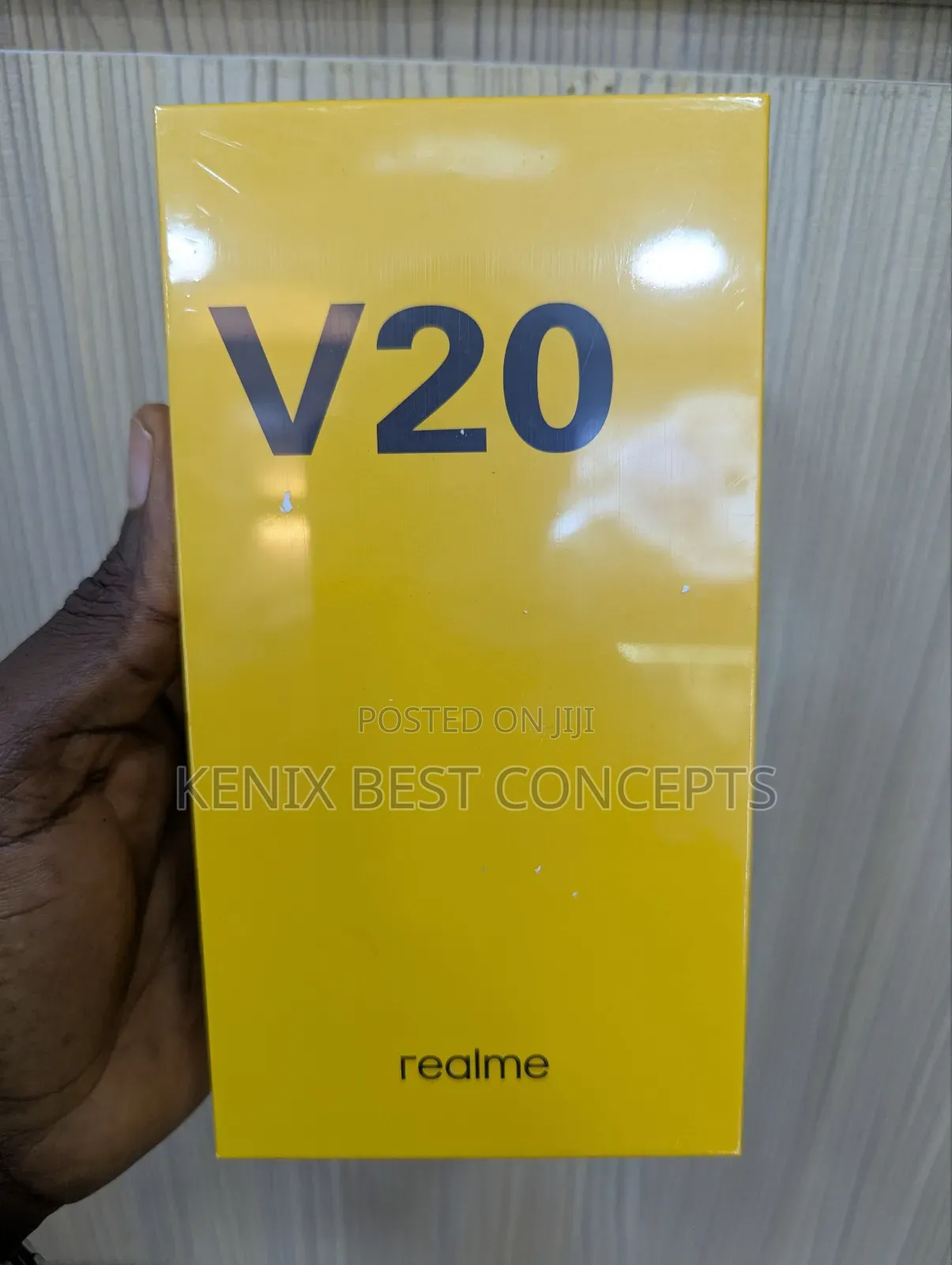 New Realme V20 128 GB