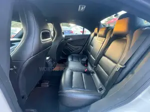 Mercedes-Benz C250 2016 White