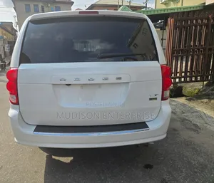 Dodge Grand Caravan 2018 White