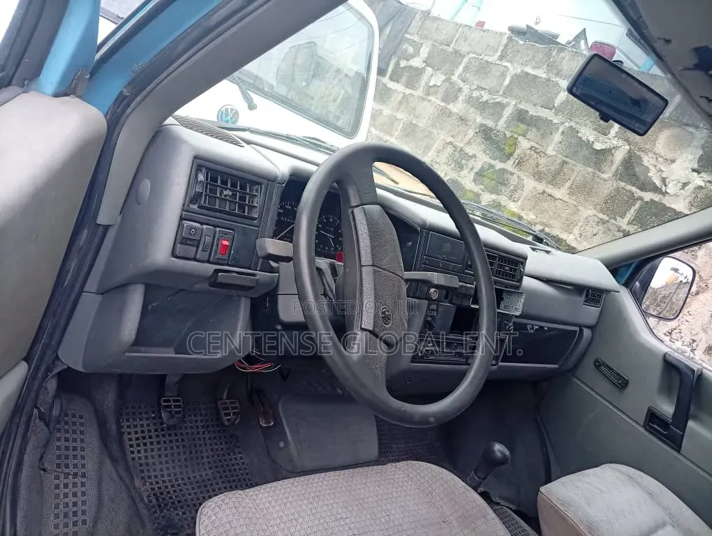 Volkswagen Transporter 1994 Blue