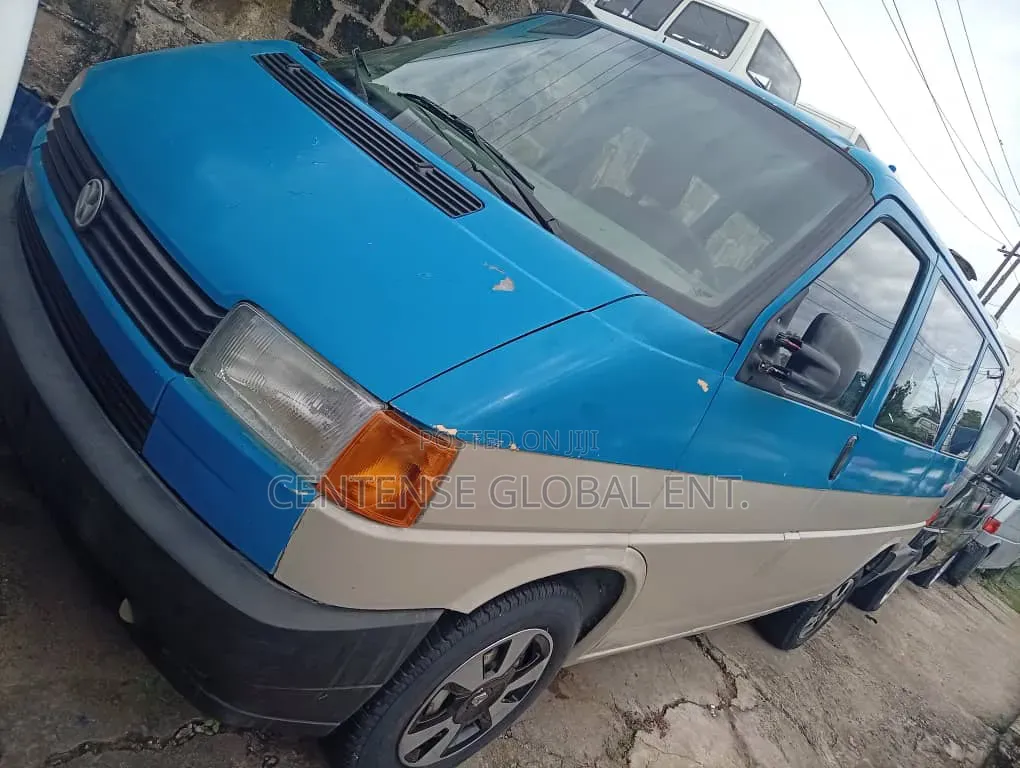 Volkswagen Transporter 1994 Blue