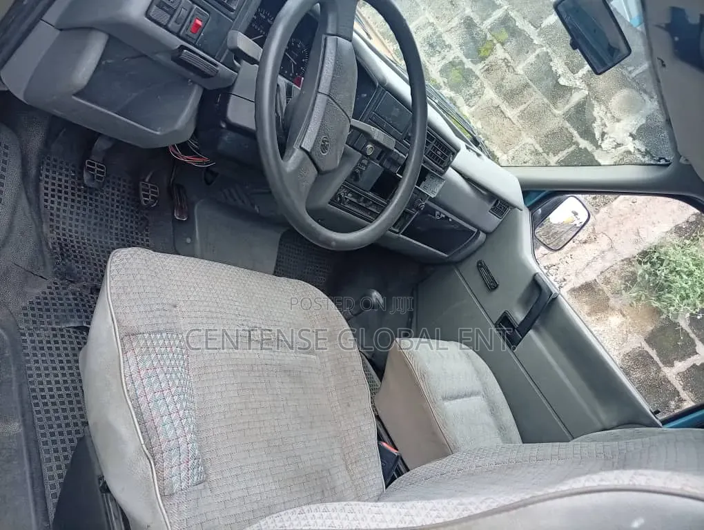 Volkswagen Transporter 1994 Blue