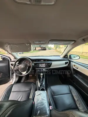 Toyota Corolla 2014 White