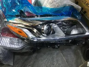 Head Light Sienna 2018 Set