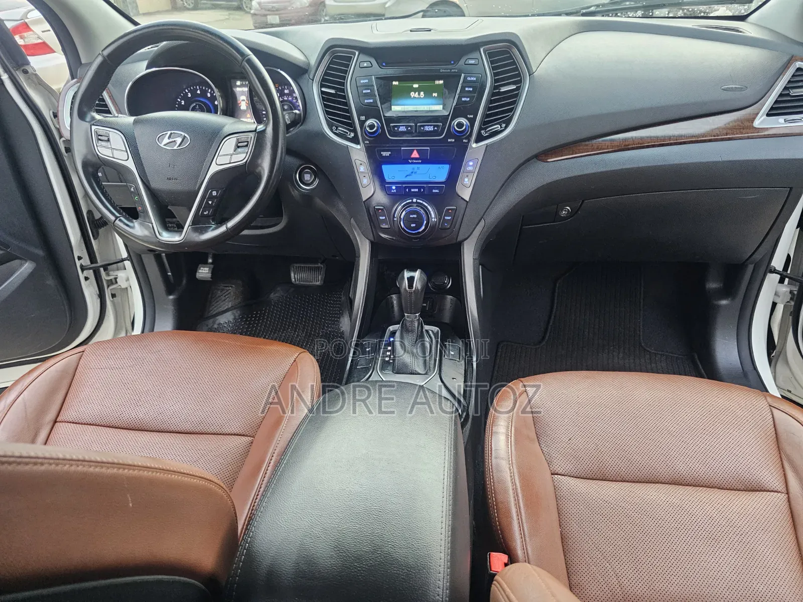 Hyundai Santa Fe Limited 4dr SUV AWD (3.3L 6cyl 6A) 2015 White