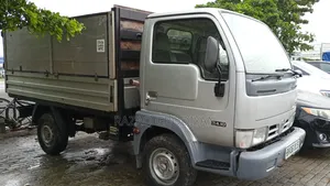 Nissan Cabstar