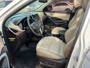 Hyundai Santa Fe SE AWD 2016 White