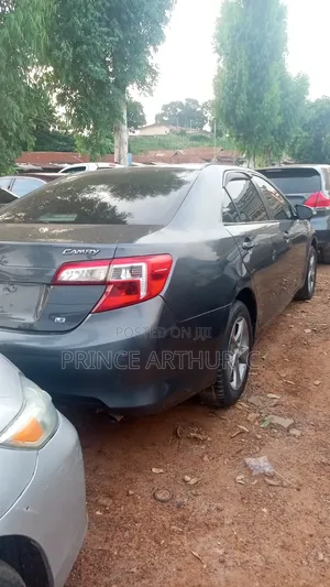 Toyota Camry 2013 Gray