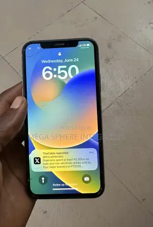 Apple iPhone X 64 GB White