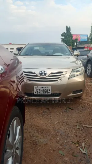 Toyota Camry 2008 Gold