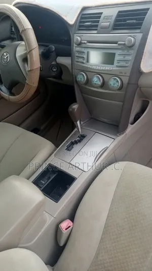 Toyota Camry 2008 Gold