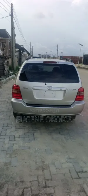 Toyota Highlander 2003 Silver