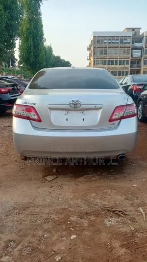 Toyota Camry 2010 Silver