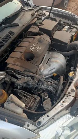 Toyota Camry 2010 Silver