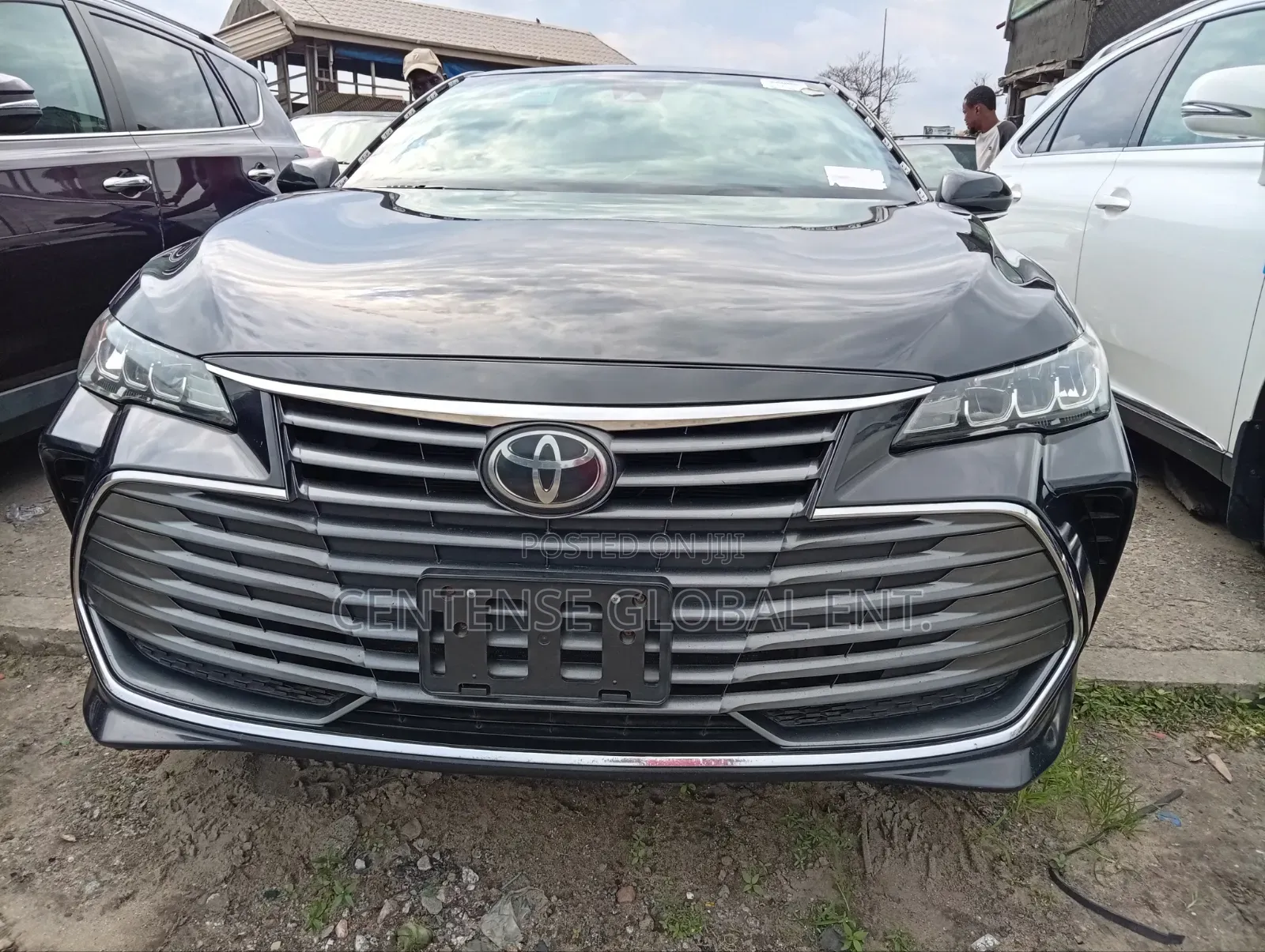 Toyota Avalon XLE 2020 Black
