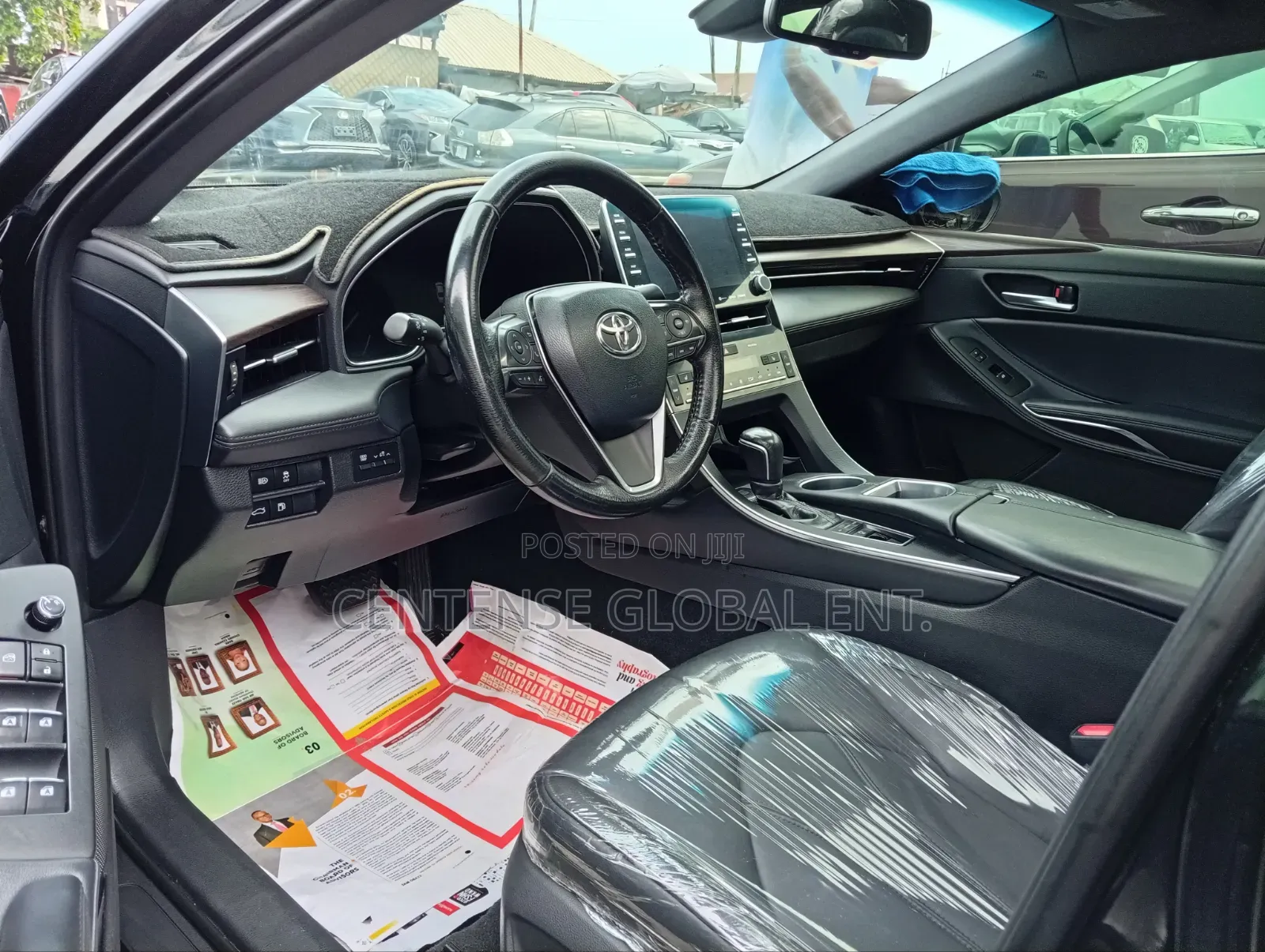 Toyota Avalon XLE 2020 Black