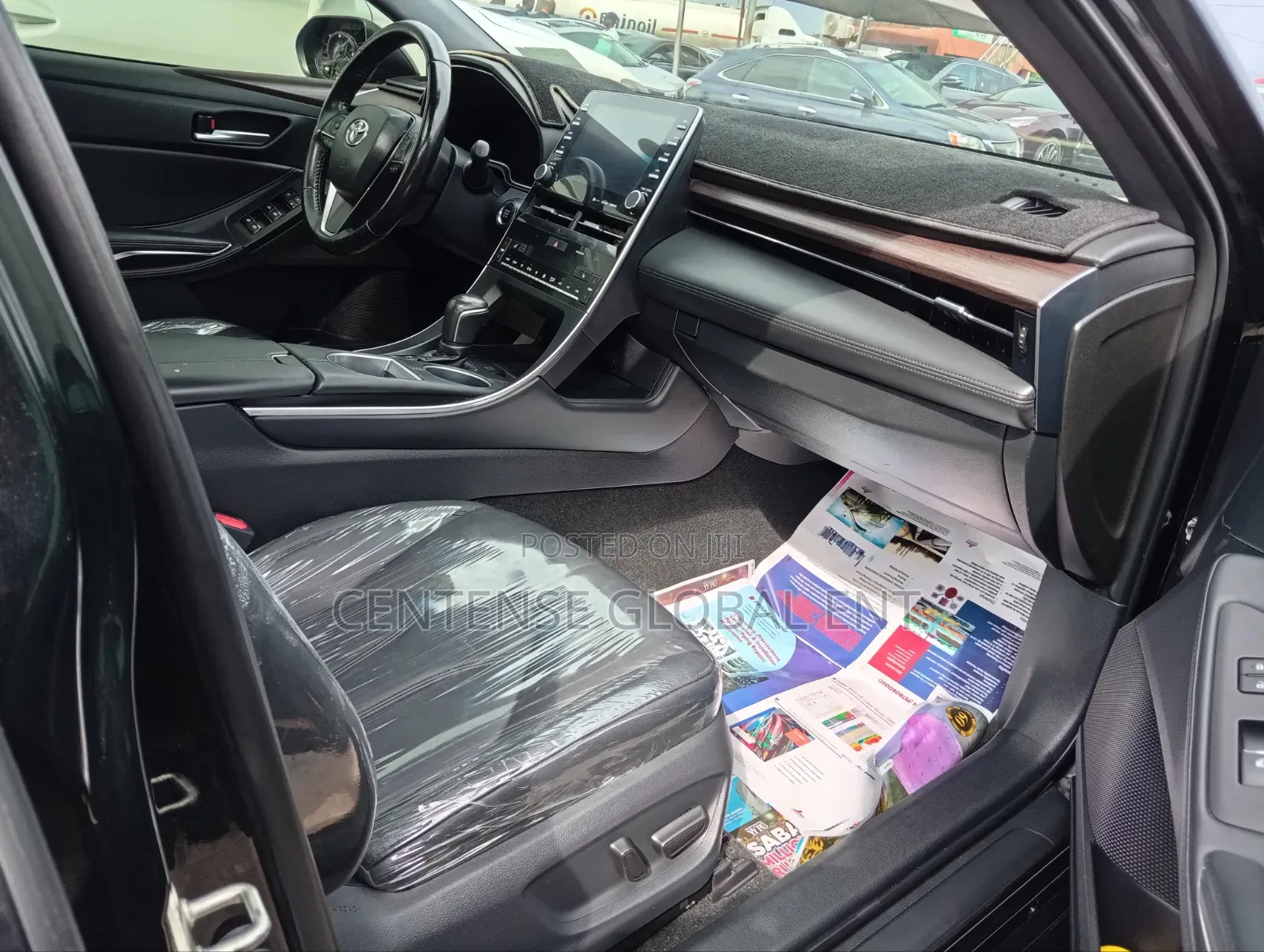 Toyota Avalon XLE 2020 Black