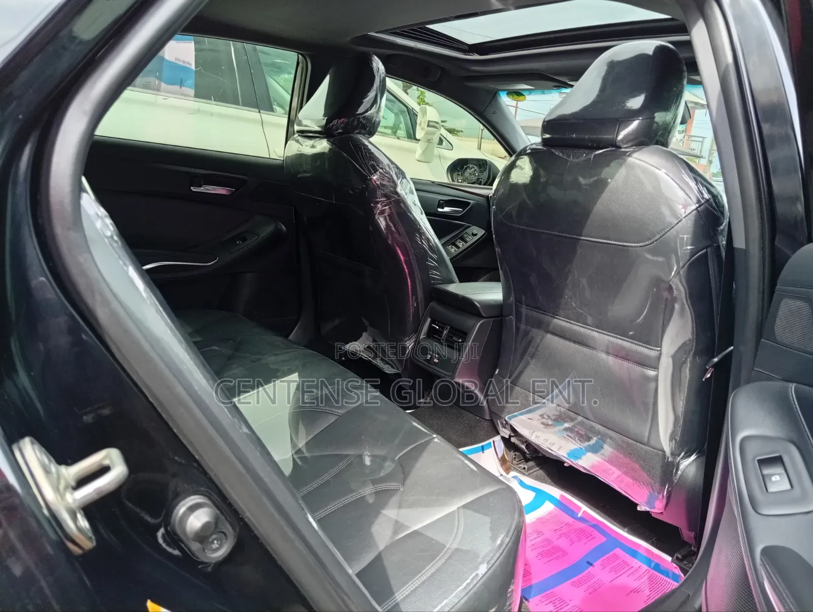Toyota Avalon XLE 2020 Black
