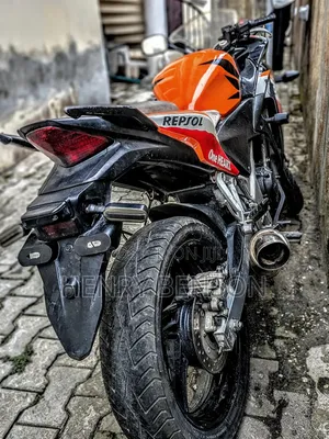 Honda CBR 2013 Orange