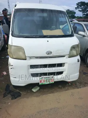 Daihatsu Hijet 2010 White