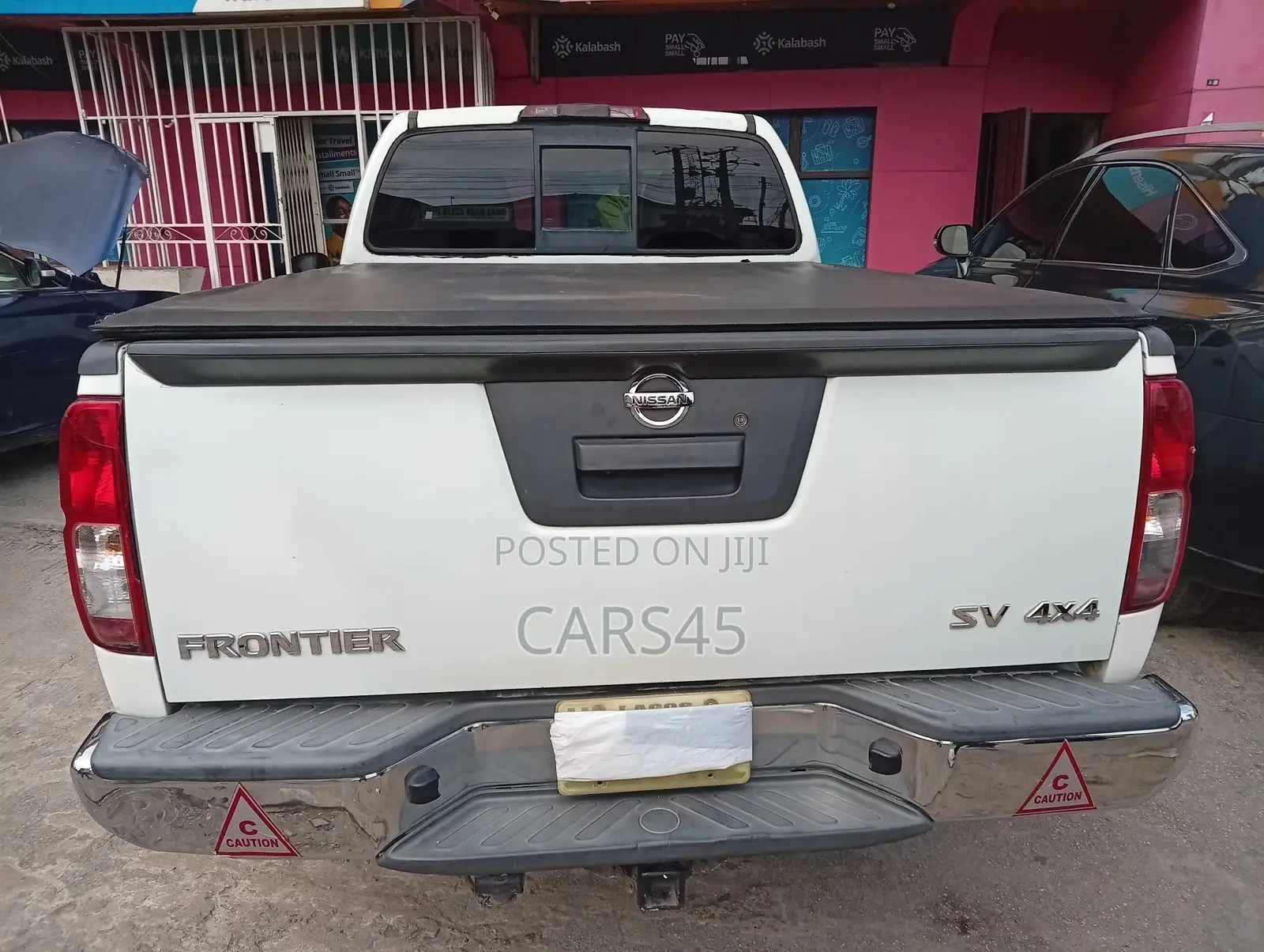 Nissan Frontier 2012 White