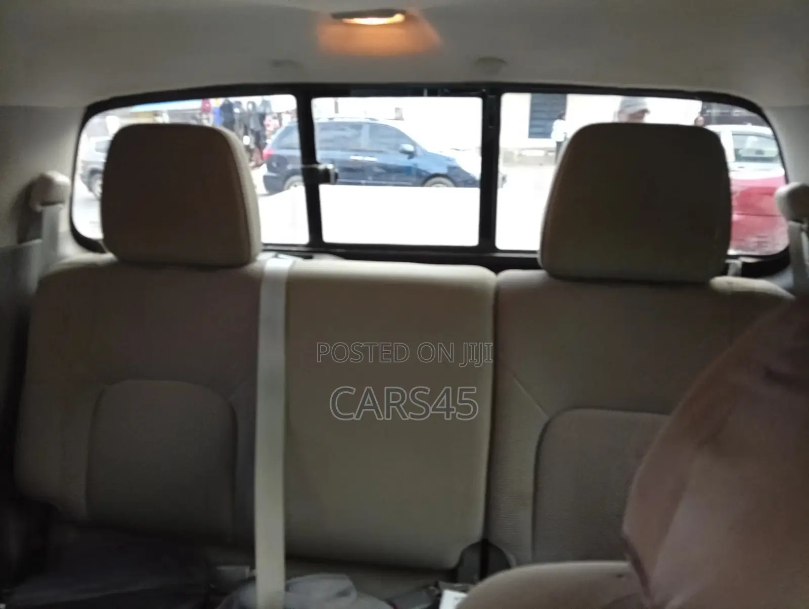 Nissan Frontier 2012 White