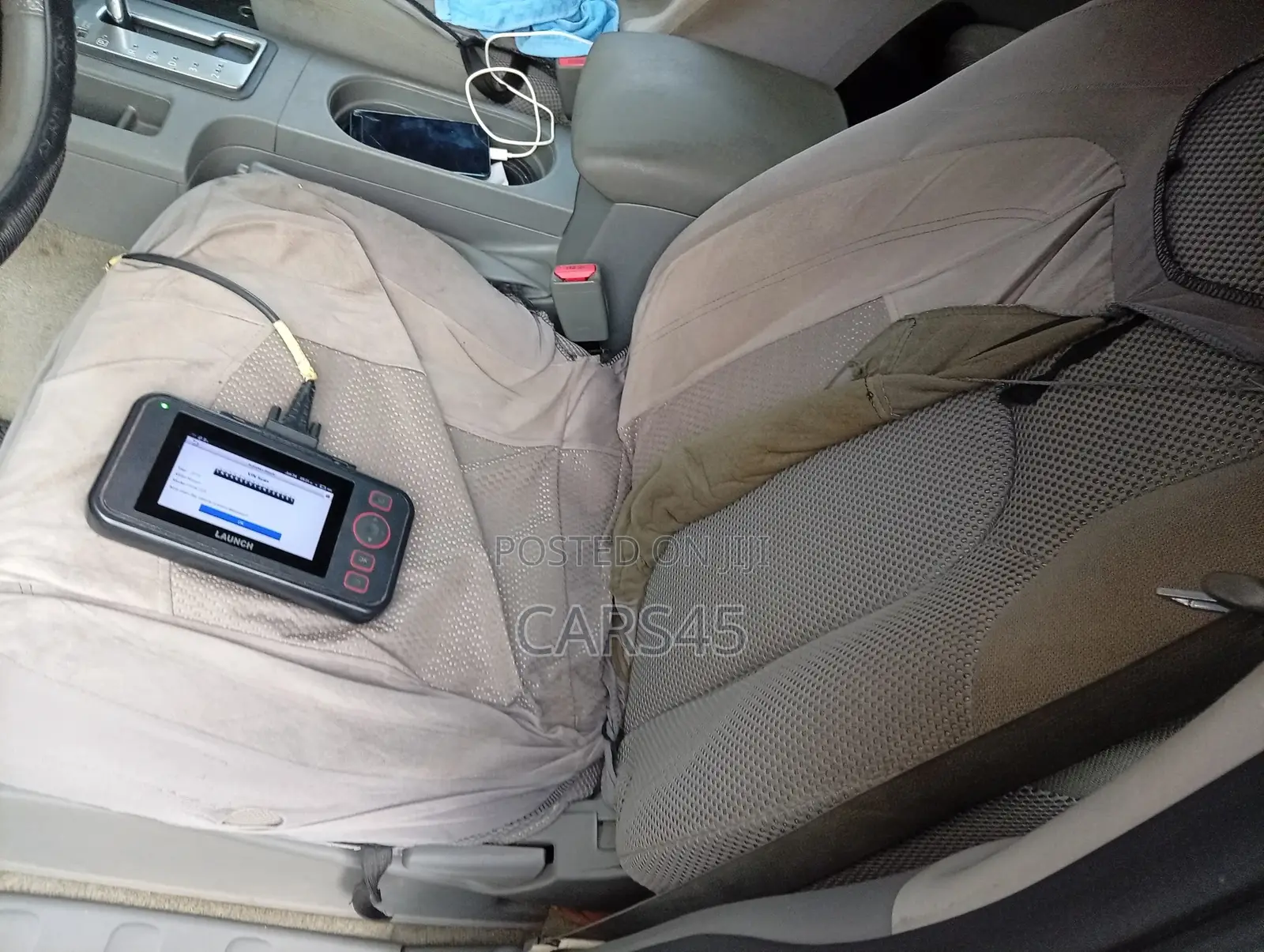 Nissan Frontier 2012 White