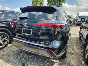 Toyota Highlander 2021 Black