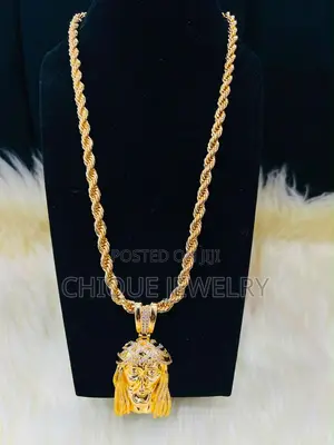 High Quality Twist Necklace and Pendant