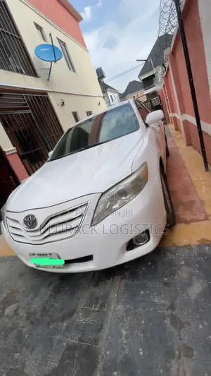Toyota Camry 2011 White
