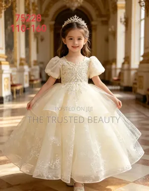  Luxury White Beauty Baby Girl Dress