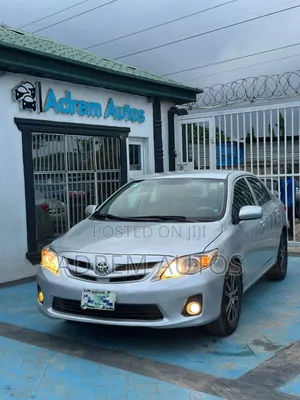 Toyota Corolla 2013 Silver