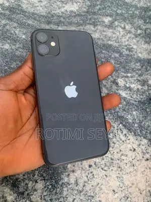 Apple iPhone 11 64 GB Black