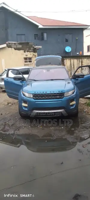 Land Rover Range Rover Evoque Dynamic 4x4 (2.0L 4cyl 9A) 2014 Blue