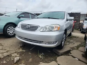 Toyota Corolla 2004 Silver
