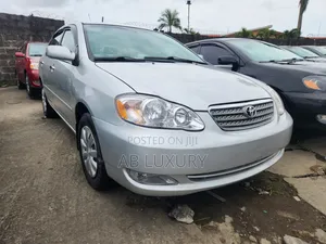 Toyota Corolla 2004 Silver