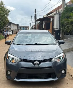 Toyota Corolla LE Plus 4dr Sedan (1.8L 4cyl CVT) 2015 Gray