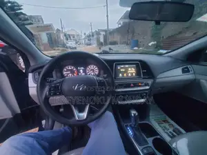 Hyundai Sonata Sport 2019 Black